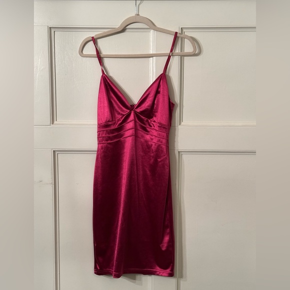 Lulus Fuchsia Satin Structured Mini Dress Strappy Cocktail Party Small - Picture 3 of 10